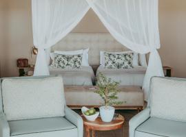 Kifaru Luxury Lodge, hotel v destinaci Outjo