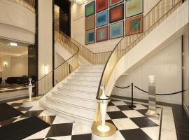 Stylish Downtown Toronto Residential Hotel, hotel cerca de Casa Loma, Toronto