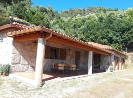 Casa da Fragoeira، مكان عطلات للإيجار في Gandarela