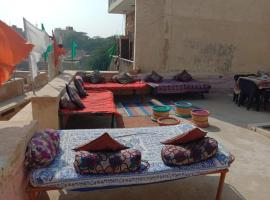 Neem Guest House Jaisalmer, отель в городе Джайсалмер