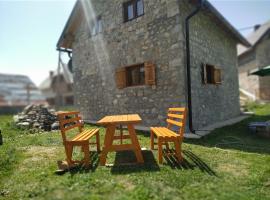 Prenociste B&M - Lukomir, hotel v destinaci Lukomir