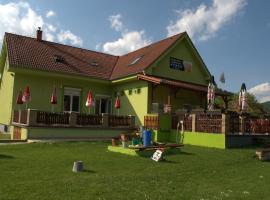 Ubytovanie Škulec, guest house in Gerlachov
