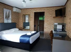 Pacific Paradise Airport Motel, hotel near Sunshine Coast Maroochydore Airport - MCY, 