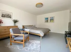 Stilvolles Apartment mit Bergblick-Hütte und Garten