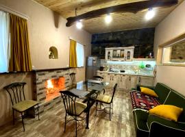 Four seasons in Ananuri, hotel with parking in Ananuri
