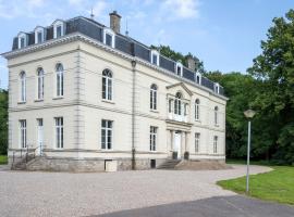 Chateau du Béron, maison de vacances à Cappelle-en-Pévèle