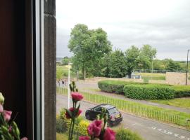 Forth View Apartment, holiday home in Stirling