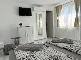 Four Rooms, vacation rental in Curtea de Argeş