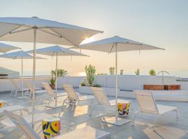 Domo 20 Hotel & Rooftop, hotel in Vico Equense