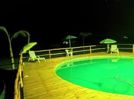 TURISMO RURAL La Amorosa Club de Campo、コロンのシャレー