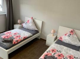 Vina am ring Apartment, hotel u gradu Mannebach