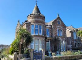 Lansdowne Simply Stay, guest house in Redruth