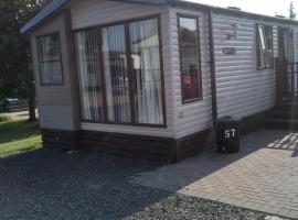 57 Tay, cabin in Forfar