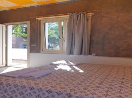 Room in Studio - It Is So Quiet And Peaceful And Very Relaxing, homestay in Hersonissos