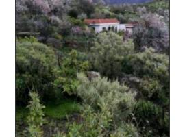 Cottage near the mountains away from crowd, hotelli Las Palmas de Gran Canariassa