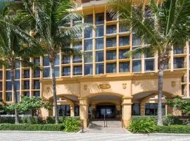 Wyndham Deerfield Beach Resort