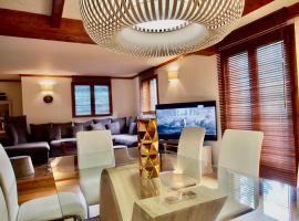 Chalet Greystone, hotel in Brides-les-Bains