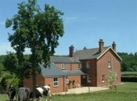Mill Farm, farm stay in Exeter