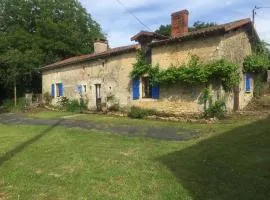 Beautiful cottage with private pool in France
