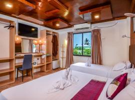 Summer Villa Guest House: Maafushi şehrinde bir otel