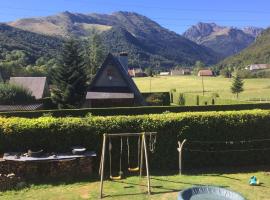 Appartment tourmalet, cheap hotel in Campan