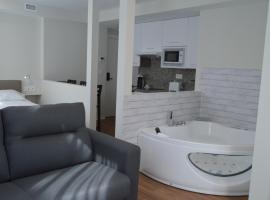 Apartamentos el Beyu, хотел в Кангас де Онис