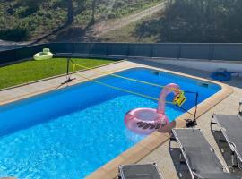 Casa Pinto, holiday rental in Linhares de Cima