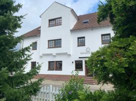 젠프텐베르크에 위치한 호텔 Spreezeit Hotel connect