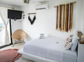 Icaco Island Village - Adults Only, hotel in Isla Mujeres
