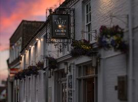 The Crown Hotel, hotel in Hailsham