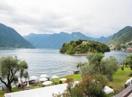Lake Como Studio with Balcony and Private Parking, hotel i Ossuccio