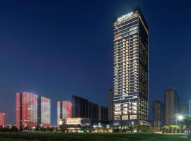 Pullman Jiaxing Pinghu Excellence, hotel u gradu Đijasing