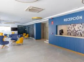 Aparthotel BCL Levante Beach