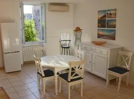 Maison de village sur Donzère