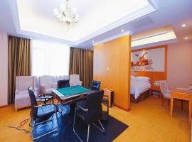 Vienna Hotel Shenzhen Longgang Ainan Road、Longgangのホテル