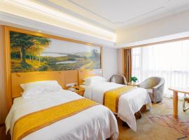 Vienna International Hotel Shanghai Pudong New District Dishui Lake Univeristy City, hotel in Nianbalian