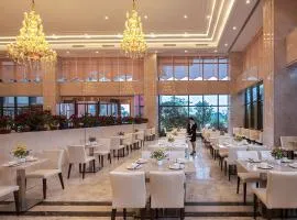 Vienna International Hotel (Guangdong Yunfu Emerging New City Plaza Store)