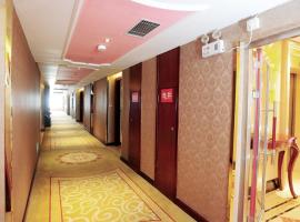 Vienna Hotel Shenzhen Longhua Qinghu Road, 3hvězdičkový hotel v destinaci Bao'an
