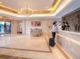 Vienna Hotel Shenzhen Lo Wu Control Point