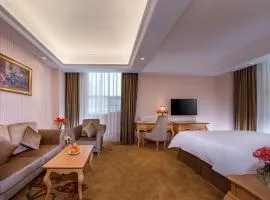 Vienna International Hotel Shenzhen Longhua Center