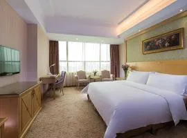 Vienna Hotel Dongguan Tangxia Lincun Square