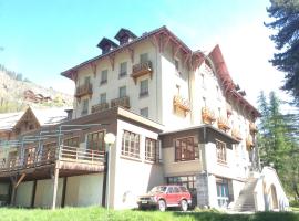 L'Hôtel d'Aiguilles, hotel v destinaci Aiguilles