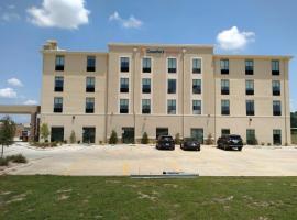 Comfort Suites West Monroe near Ike Hamilton Expo Center, hotel di West Monroe