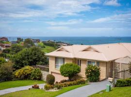 4 Dawn Parade Kianga, Hotel in Kianga