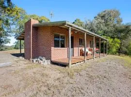 Braeside Cabin Four Ziera