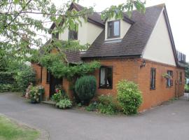 Burnt Mill Cottage: Burnham-on-Crouch şehrinde bir otel