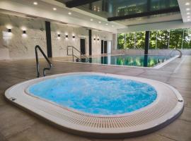Hotel Nad Czernicą – hotel w mieście Czarne