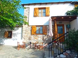 Linos Traditional Cottage, villa en Theologos