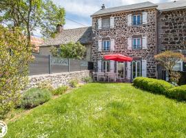 Gîte Nébouzat, 5 pièces, 8 personnes - FR-1-630-128, hôtel à Nébouzat