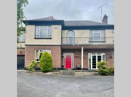 Glenmount Castleblayney, hotel cerca de Concra Wood Golf & Country Club, Castleblayney